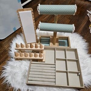 Jewelry display bundle